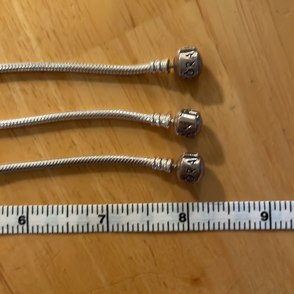 Pandora bracelet - Picture 2 of 2